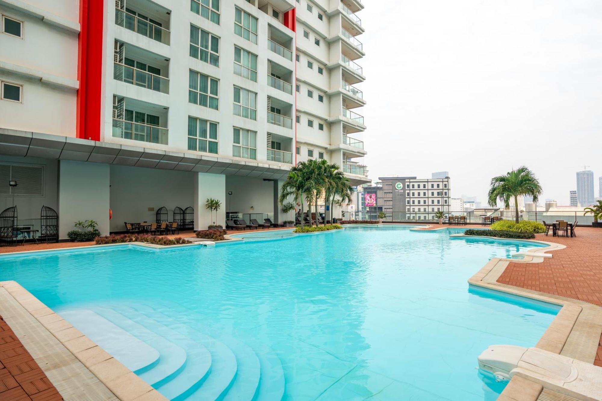 Olympia City Hotel By Dara Phnom Penh Exterior photo