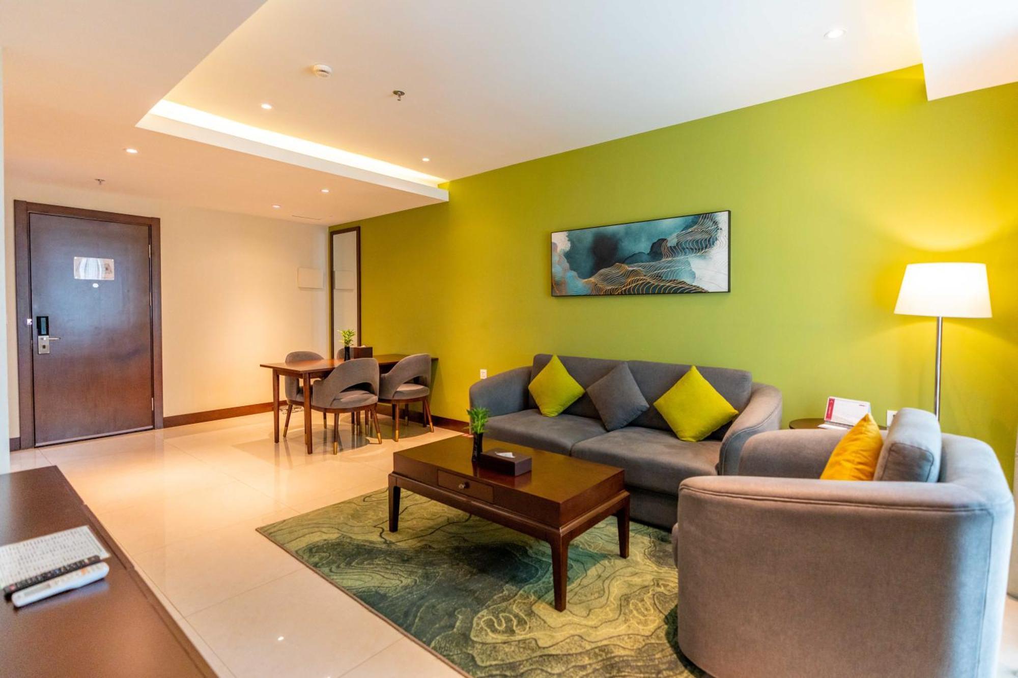 Olympia City Hotel By Dara Phnom Penh Exterior photo
