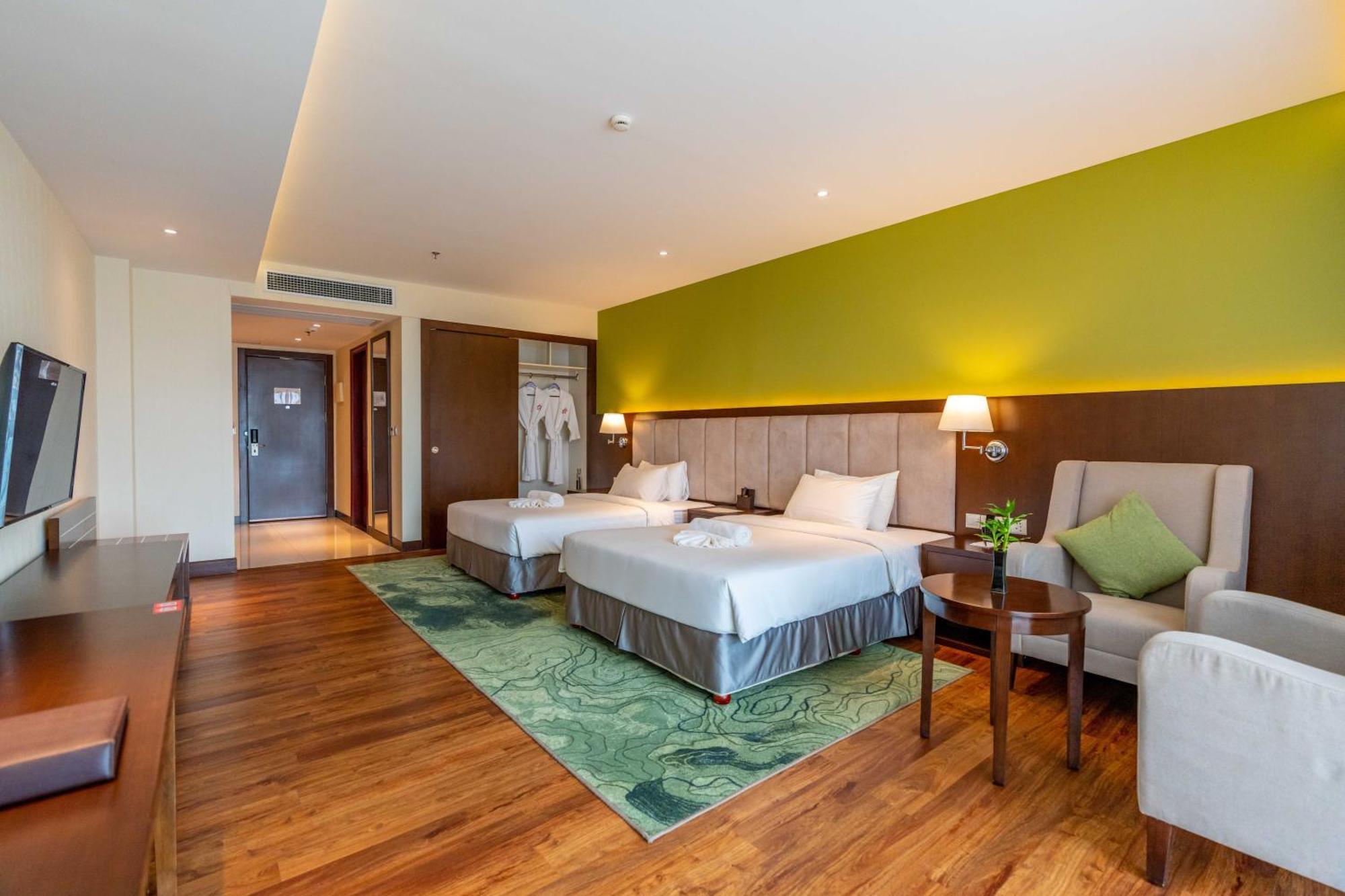 Olympia City Hotel By Dara Phnom Penh Exterior photo