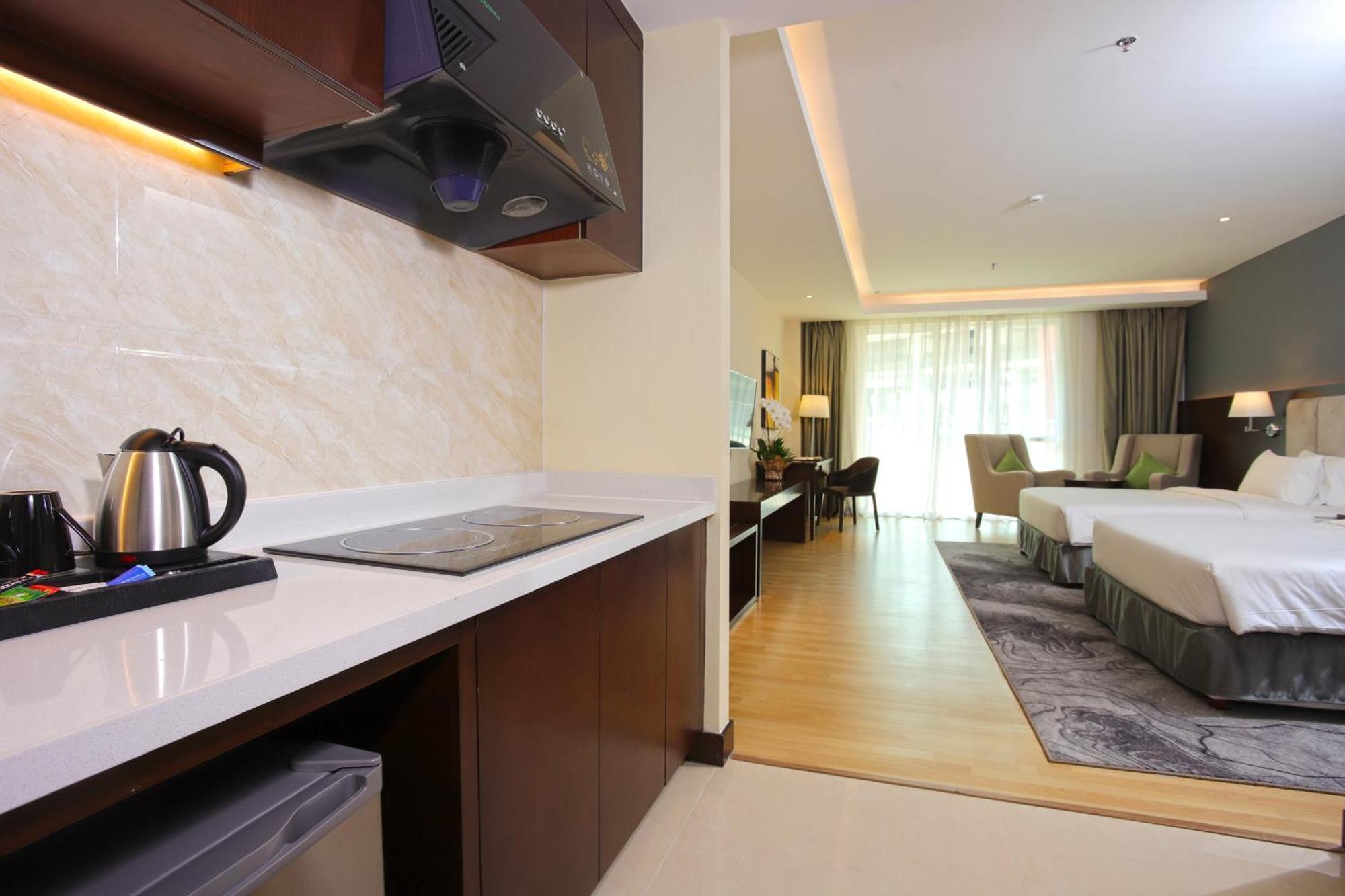 Olympia City Hotel By Dara Phnom Penh Exterior photo