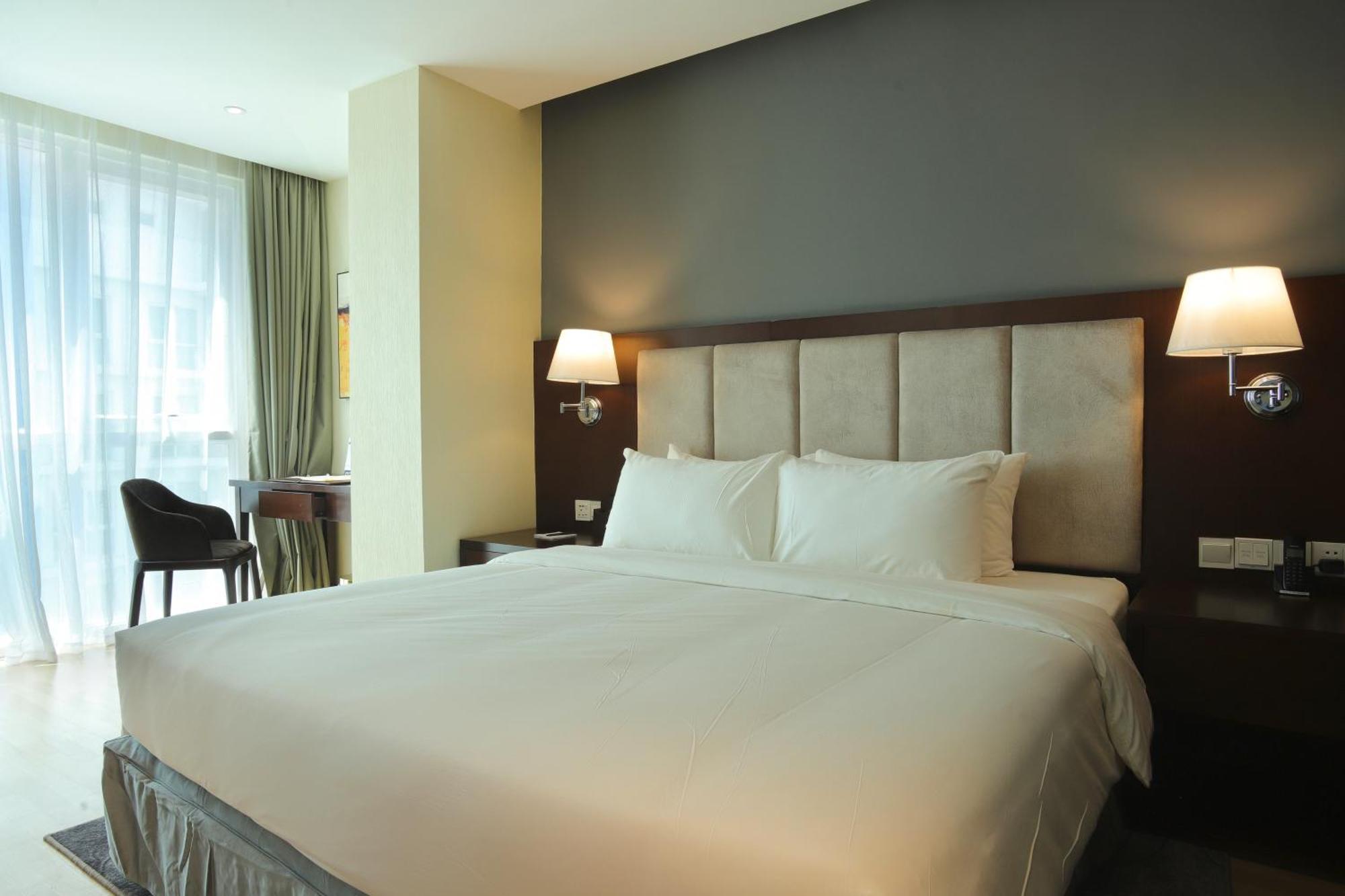 Olympia City Hotel By Dara Phnom Penh Exterior photo