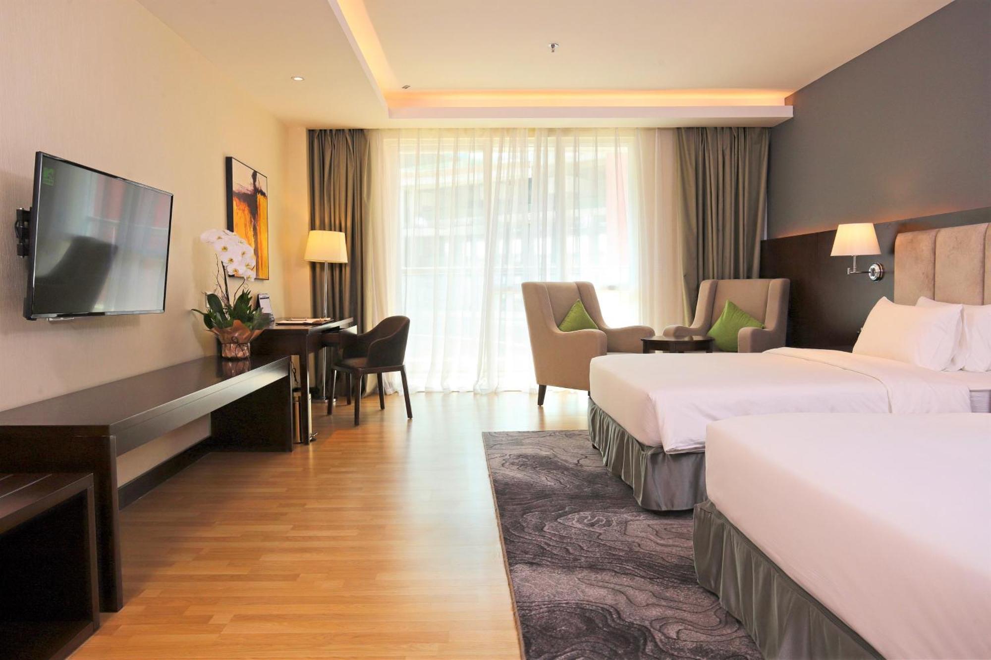 Olympia City Hotel By Dara Phnom Penh Exterior photo