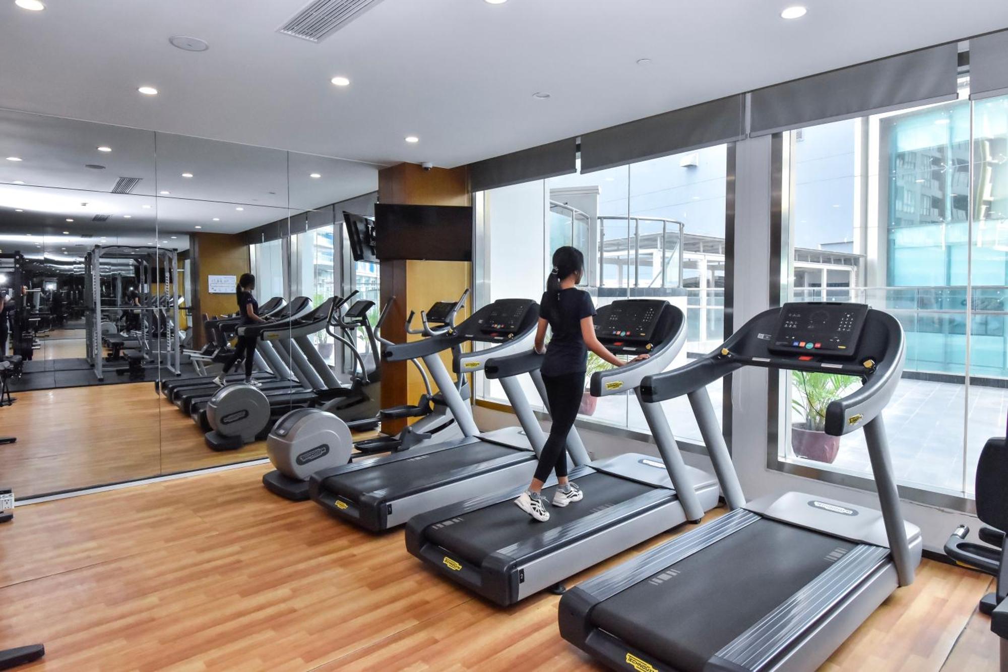 Olympia City Hotel By Dara Phnom Penh Exterior photo